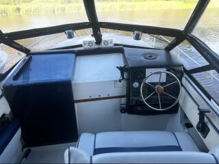 Regal Ambassador 255XL