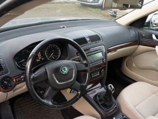 Skoda Octavia 105 TSI Elegance 77kW