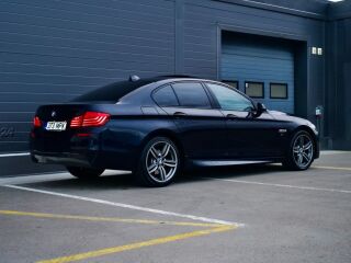 BMW 520 M-Sportpakett Shadowline xDrive LCI 2.0 B47 140kW