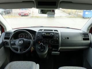 Volkswagen Transporter T5 DOKA 5K EU5 2.0 TDI 103kW