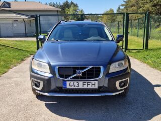 Volvo XC70 Summum AWD 2.4 D5 136kW