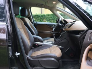Opel Zafira Tourer Elegance 2.0 R4 TDI 96kW