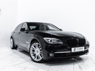 BMW 740 Individual xDrive 3.0 225kW