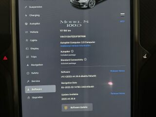 Tesla Model S Long Range 100D Dual Motor AWD 386kW