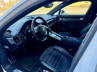 Porsche Panamera 4 GTS Facelift PDK Chrono 4.8 324kW