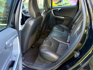 Volvo XC60 Summum MY 2012 2.4 D5 151kW