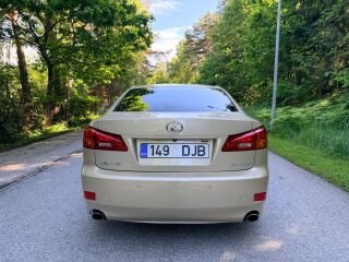 Lexus IS 250 Premium Mark&Levinson 2.5 V6 153kW