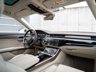 Audi A8 50TDI quattro 3.0 210кВ