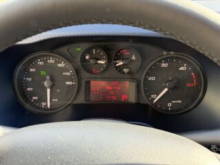 Iveco Daily 35S12 A8 V 9M3 L2H1 S/S HI-MATIC 2.3 R4 TURBO 116 85kW