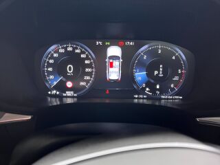 Volvo XC60 B5 2.0 B5 183kW