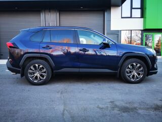 Toyota RAV4 4WD LUXURY PLUS & TECHNO Pack MultiDrive S 2.0 Dynamic Force 129кВ