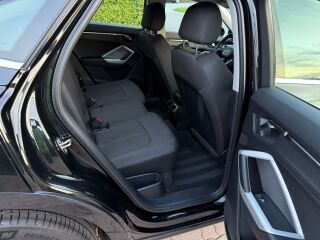 Audi Q3 45 Sportback e-tron Model 2023 1.4 110kW
