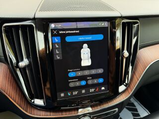 Volvo XC60 AWD Luxury Inscription FaceLift MY23 2.0 T6 Twin-Engine PLUG-IN-HYBRID LONG RANGE 293kW