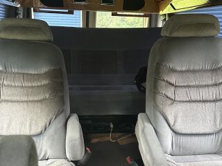 Ford Econoline 5.8 154kW