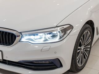 BMW 530 SportLine xDrive 2.0 185kW