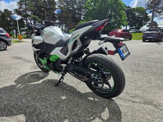 Kawasaki Z7 Hybrid R2 51kW