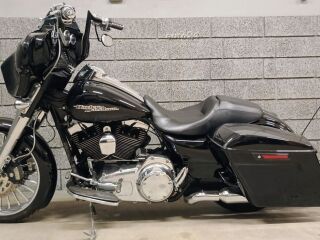 Harley-Davidson Street Glide V2