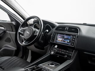 Jaguar F-Pace AWD 2.0 132kW