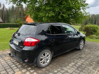 Toyota Auris 1.6 97kW