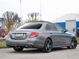 Mercedes-Benz E 300 de AMG 2.0 143kW