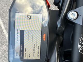 KTM 890 Duke