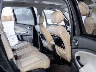 Ford Galaxy Individual Edition Ghia Facelift 2.0 120kW