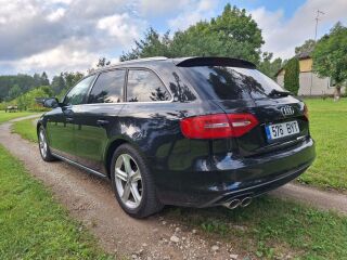 Audi A4 S-Line 2.0 100kW