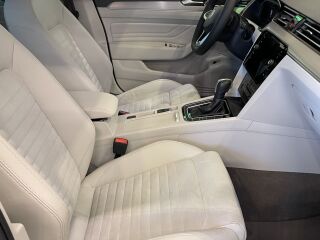 Volkswagen Passat Variant Executive 2.0 TDI 110кВ