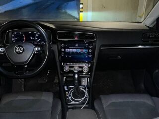 Volkswagen Golf R-line 1.5 110кВ