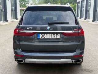 BMW X7 Individual 3.0 195кВ
