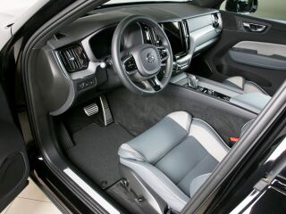 Volvo XC60 AWD R-DESIGN INTELLI SAFE PRO MY22 2.0 T6 Recharge Plug In Hybrid 251kW