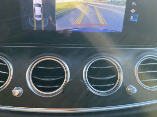 Mercedes-Benz E 220 2.0 147kW