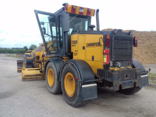 Champion 750 A 730 VHP 144kW