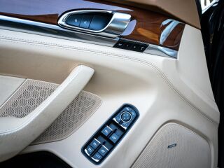 Porsche Panamera S E-Hybrid 3.0 V6 306кВ