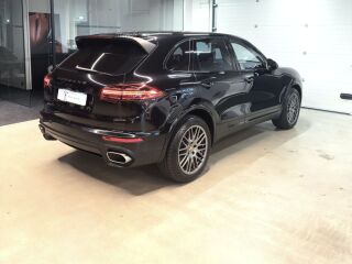 Porsche Cayenne Platinum Edition N1 3.0 193kW