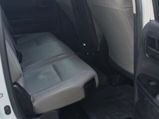 Toyota Tundra 4.6 V8 231kW