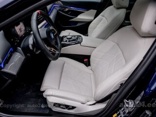 BMW i5 M60 xDrive 127кВ