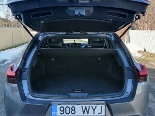 Lexus UX 250h 2.0 112kW