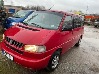 Volkswagen Caravelle 2.4 57kW