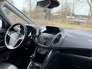 Opel Zafira 2.0 121kW