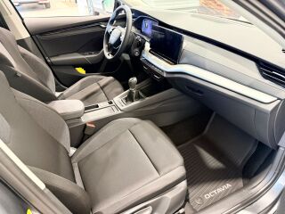 Skoda Octavia FL Essence 30Y 1.5 TSI 85кВ