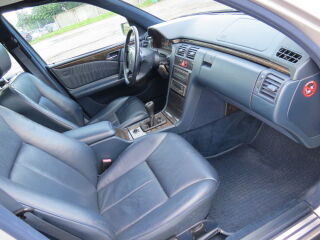 Mercedes-Benz E 200 Avantgarde Kompressor 2.0 137kW