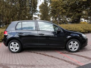 Volkswagen Golf 2.0 81кВ
