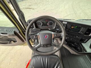 Scania R520 8x4 382kW