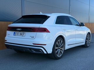 Audi Q8 S-line quattro 3.0 210kW