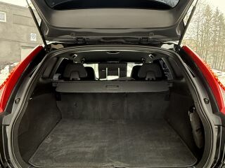 Volvo XC60 Momentum AWD 2.4 140kW
