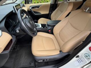 Toyota RAV4 2.5 131kW