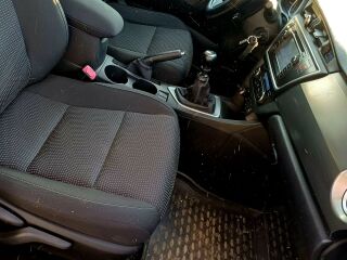 Toyota Auris 1.6 97kW
