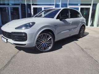 Porsche Cayenne Turbo S E-Hybrid 4.0 500kW