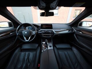BMW 530 3.0 195kW
